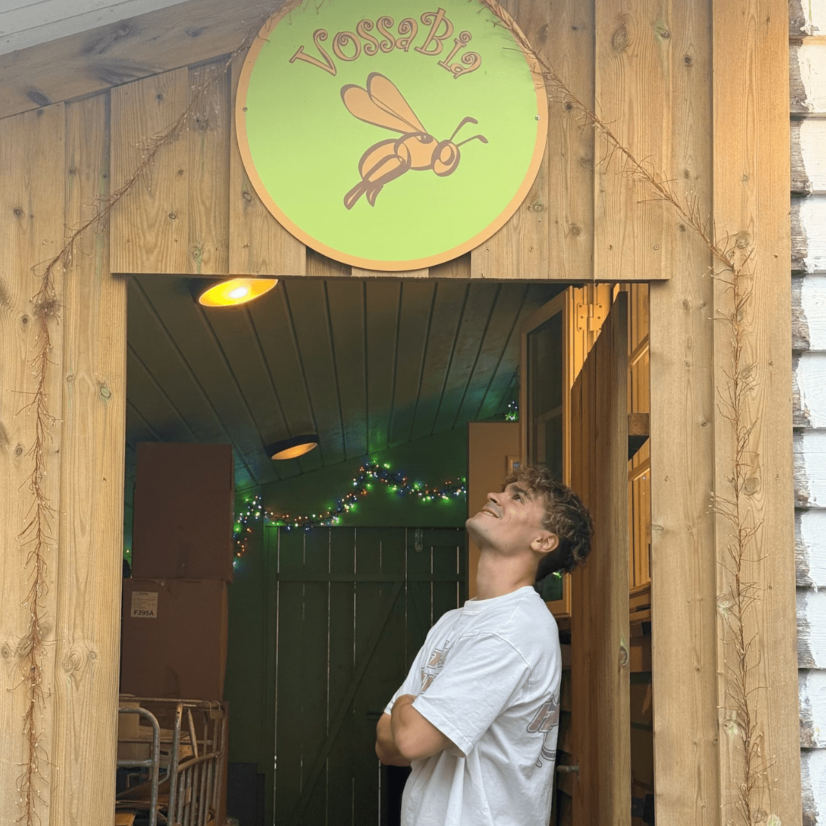 Behind the scenes with Emil in Vossabia – real craftsmanship, every day💪🏻 - Vossabia