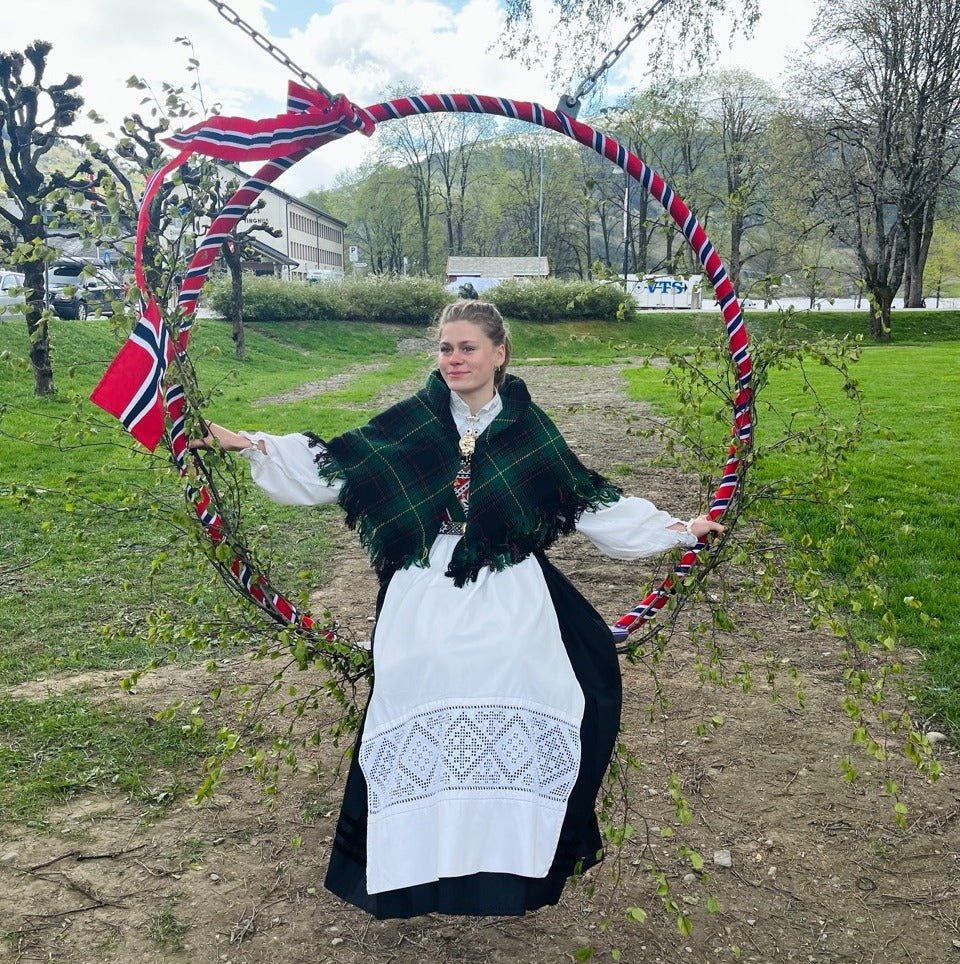 Gratulerar med nasjonaldagen i vente, Norge! 🇳🇴❤️ - Vossabia
