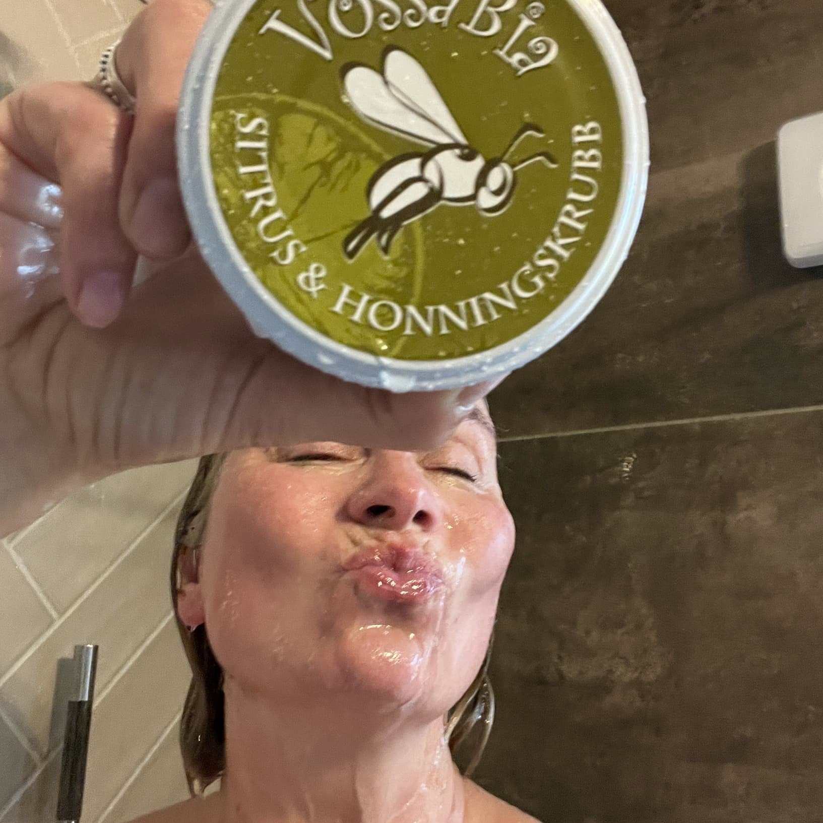 🍯 Frå bikuben vår til silkemjuk hud 🐝