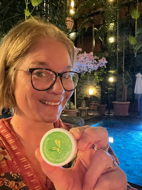 Body balm with wild herbs